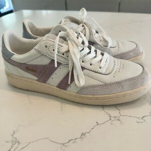 Womens gola sneakers!